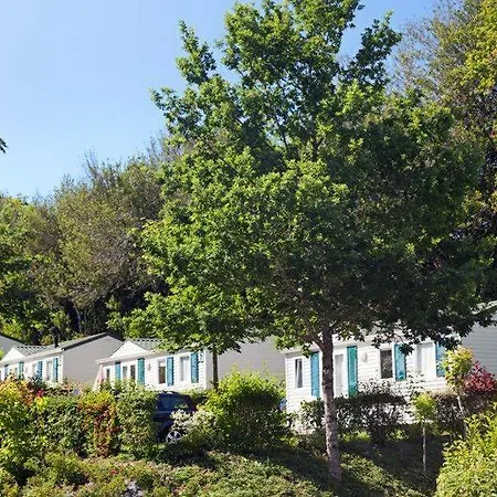Camping Le Caussanel Kamp alanı *
