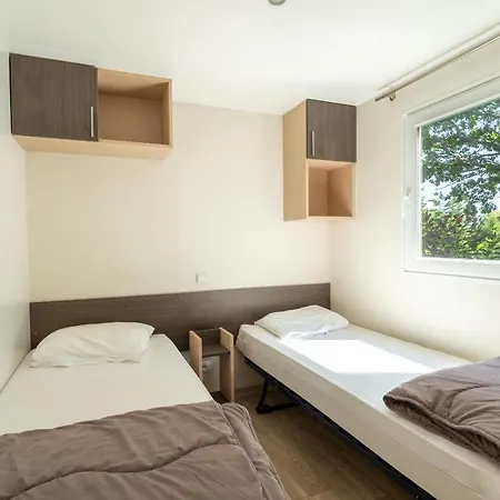 Camping Le Caussanel Kamp alanı