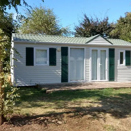 Campsite Camping Le Caussanel Canet-de-Salars
