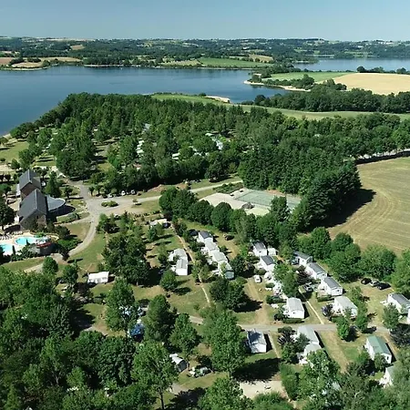 Campsite Camping Le Caussanel Canet-de-Salars