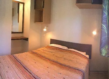 Campsite Camping Le Caussanel *