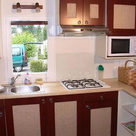 Camping Le Caussanel * Canet-de-Salars